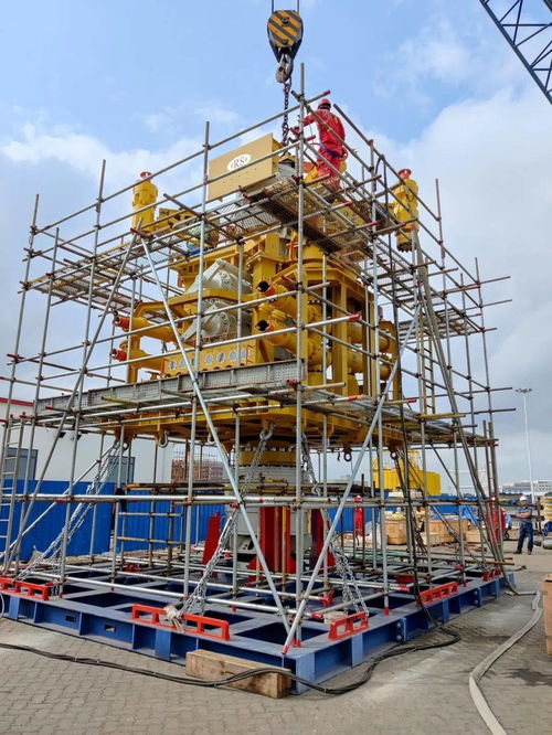 荣盛公司自主研发国内首套水下应急封井装置顺利通过审查